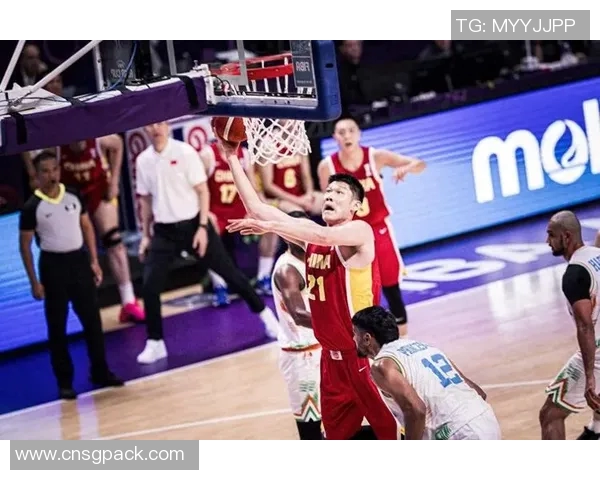 中国男篮迎战泰国队激战正酣精彩瞬间回顾与分析